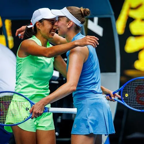 WTA Miami : Elise Mertens sauve quatre balles de match et atteint le dernier carré en double