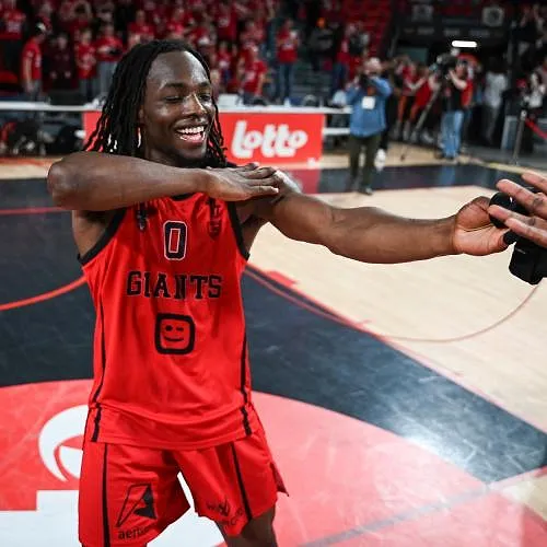 BNXT League : les leaders Antwerp Giants et Filou Oostende s’imposent sans forcer