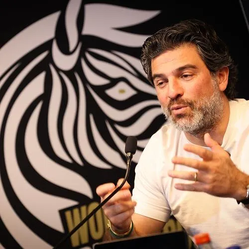 « L’ambassadeur du football belge » : Mehdi Bayat partage sa vision pour Charleroi