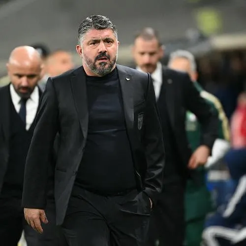« Un fou dirait oui » : Gattuso pourrait rester avec l’Italie jusqu’à juin !