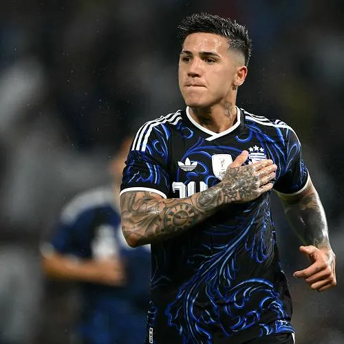 « Une limite a été franchie » : Chelsea exclut Enzo Fernandez de l’équipe pour deux matchs !