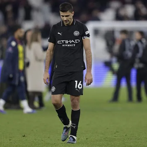 Guardiola comprendrait un départ de Rodri : « Aucun joueur ne refuserait l’opportunité de jouer pour le Real Madrid »