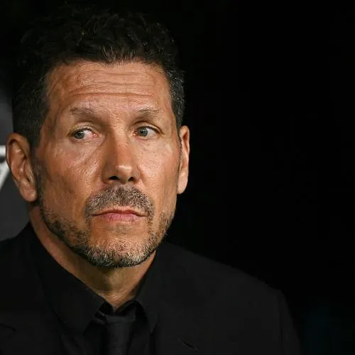 « Il n’y a pas besoin de parler » : Diego Simeone fulmine contre l’arbitrage d’Atlético-Barça