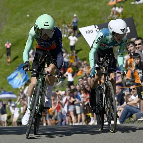 Tour du Pays Basque : Paul Seixas premier leader après son large succès dans le «chrono» à Bilbao