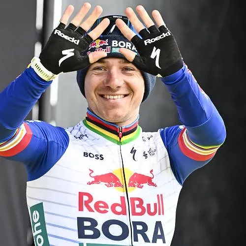 « J’avais déjà le sentiment l’an dernier que je pouvais gagner » : Evenepoel croit en ses chances à l’Amstel
