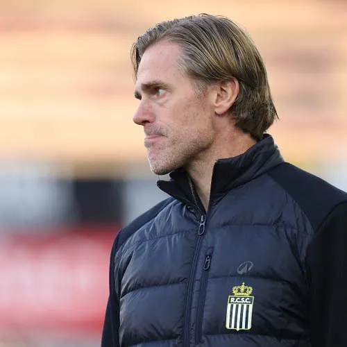 Coup de tonnerre à Charleroi : Hans Cornelis est démis de ses fonctions