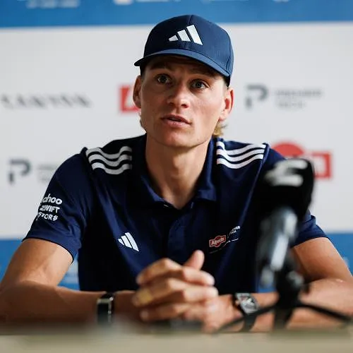 « Personne n’ose plus dire qu’il ne peut pas le faire » : Van der Poel face au défi Pogacar à Roubaix