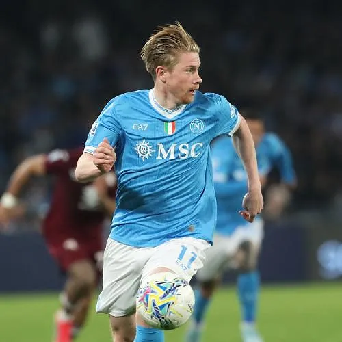 La « clé de voûte » : Kevin De Bruyne encensé par la presse italienne