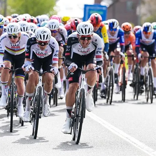« Peut-être que je suis mauvais perdant » : Mikkel Bjerg fustige l’attitude de la Visma et d’Alpecin