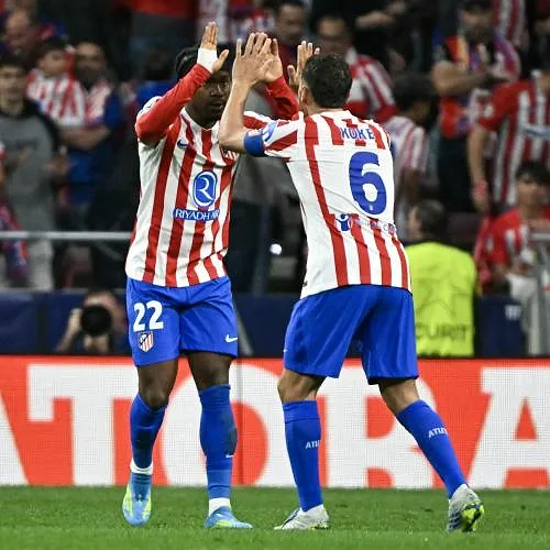 Pas de remontada pour le Barça contre l’Atlético malgré la victoire, le PSG s’impose à Anfield