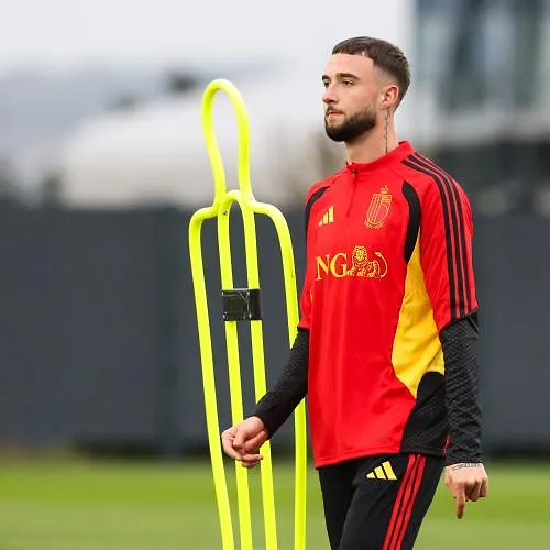 Zeno Debast attend la Coupe du monde avec impatience : « Notre objectif est de finir premier de groupe »