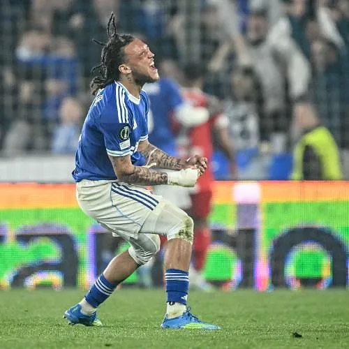 Strasbourg renverse Mayence, Crystal Palace qualifié malgré sa défaite : voici les demi-finalistes de la Conference League