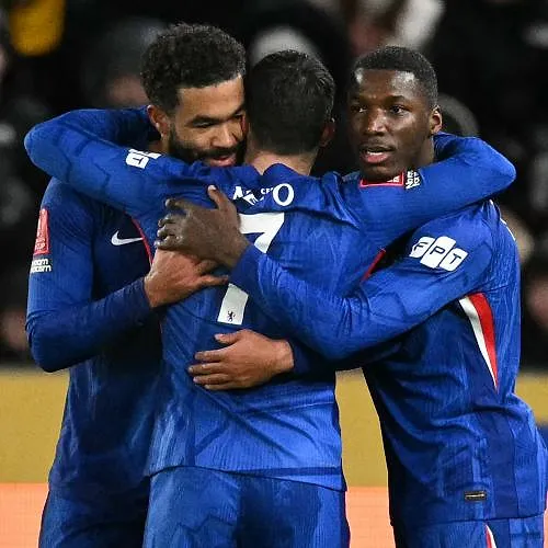 Nouveau contrat longue durée pour un cadre de Chelsea