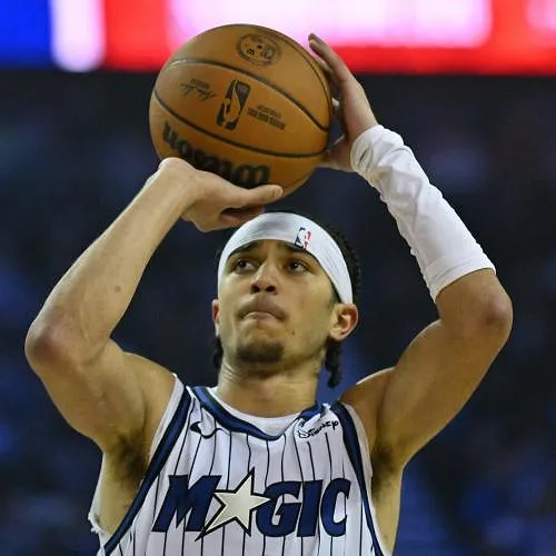 NBA : les Phoenix Suns et le Orlando Magic complètent le tableau des playoffs