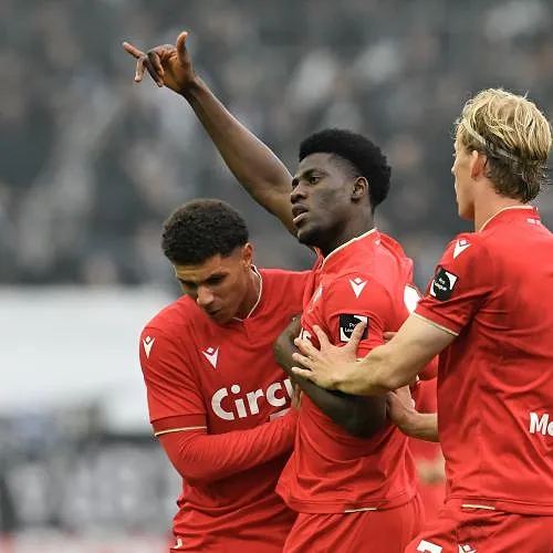 Le Standard remporte le choc wallon dans les dernières secondes (1-2) !