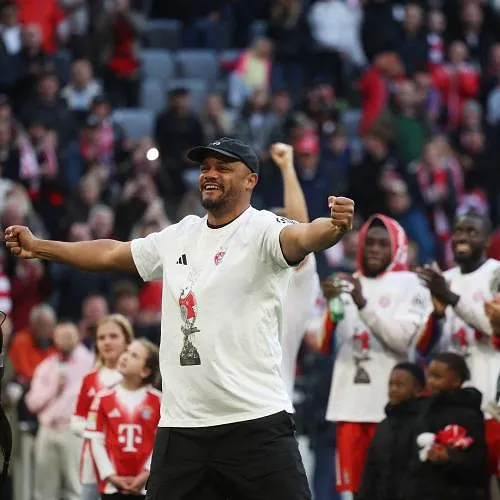 « Je revis les émotions de mon premier titre » : Vincent Kompany réagit au sacre du Bayern