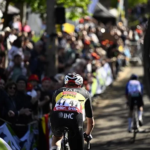 Deux Belges dans l’équipe autour du grand favori Tadej Pogacar pour Liège-Bastogne-Liège