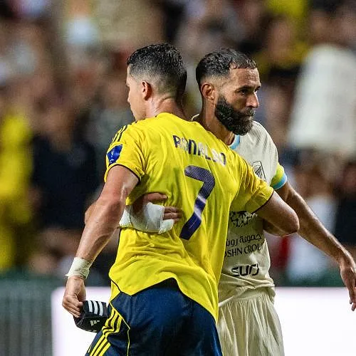 Karim Benzema de retour en Équipe de France ? Il ouvre la porte