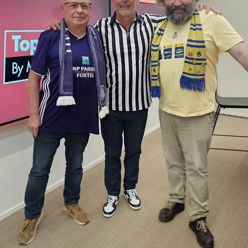 Derby bruxellois, Genk – Standard... : Marc Delire préface les affiches du week-end dans Top Prono avec deux fans !