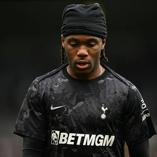 Au bord de la relégation, Tottenham a publié une offre surprenante sur LinkedIn !