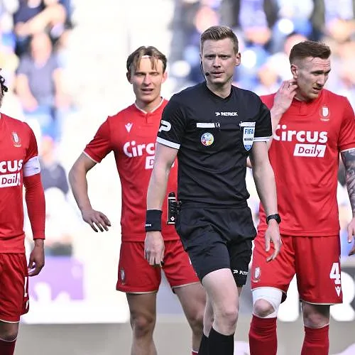 Pro League : le Standard arrache le partage dans les dernières minutes contre Genk (1-1)