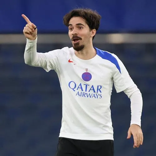 Gros coup de boost pour le PSG : Vitinha et Hakimi se sont entraînés à la veille du choc contre le Bayern !