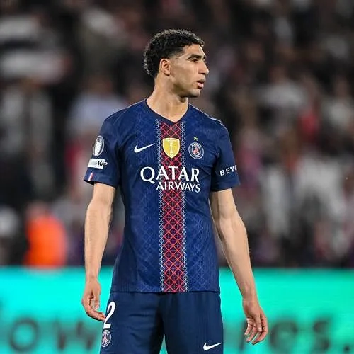 Coup dur pour le PSG qui devra se passer d’Achraf Hakimi pour le match retour face au Bayern