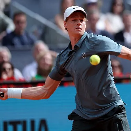 ATP Madrid : Jannik Sinner expédie Alexander Zverev en finale et s’offre un 5ème Masters 1000 d’affilée !
