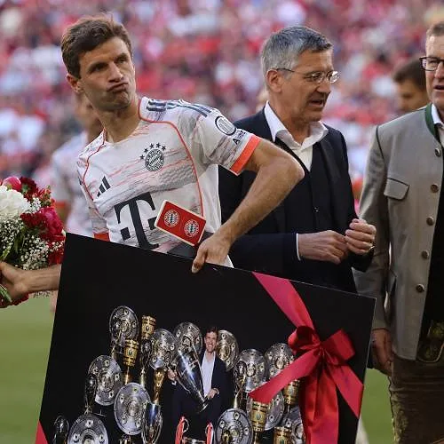 Thomas Müller croit au comeback du Bayern : « Si l’équipe joue comme à Paris, elle gagnera »