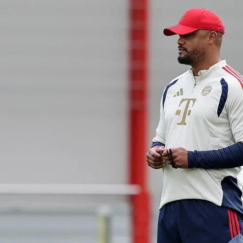 « C’est notre ville » : Vincent Kompany ne veut pas plier aux demandes superstitieuses du PSG