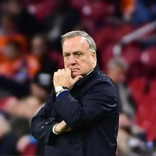 Fred Rutten confirmé sur le banc de Curaçao : Dick Advocaat ne fera pas son retour pour le Mondial