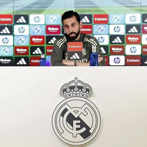Arbeloa soutient Valverde et Tchouaméni : « « Je ne les crucifierai pas publiquement, car ils ne le méritent pas »
