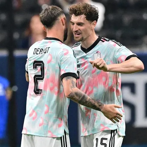 Grosse frayeur : Zeno Debast blessé à la cuisse et incertain pour le Mondial