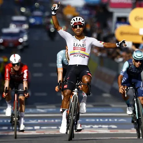 Jhonatan Narvaez remporte au sprint la quatrième étape du Giro 2026 !