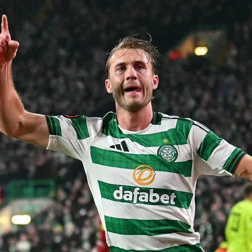 Scandale en Ecosse : le VAR vient peut-être de couronner le Celtic !