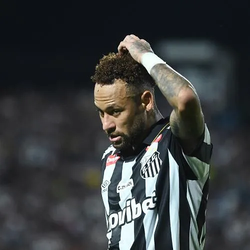 Ancelotti va-t-il prendre Neymar ? « Ça dépend de lui, pas de moi »