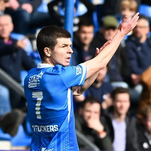 Genk ouvre la porte à un départ d’un de ses ailiers