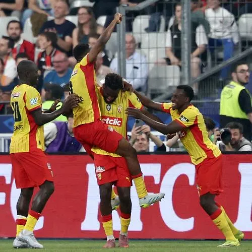 Historique : Lens remporte la Coupe de France pour la première fois face à Nice (3-1) !
