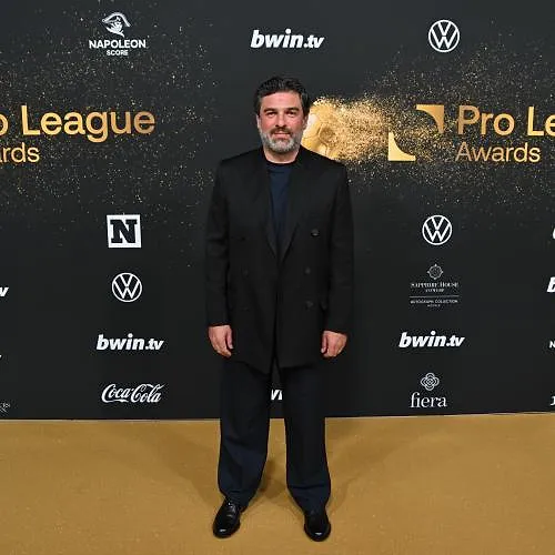 « Mario est le numéro 1 sur la liste », Mehdi Bayat dévoile sa feuille de route pour le futur entraîneur