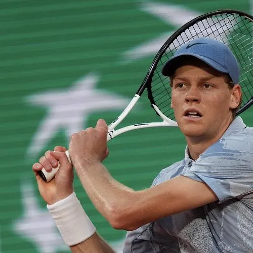 Jannik Sinner se balade pour son premier tour à Roland-Garros
