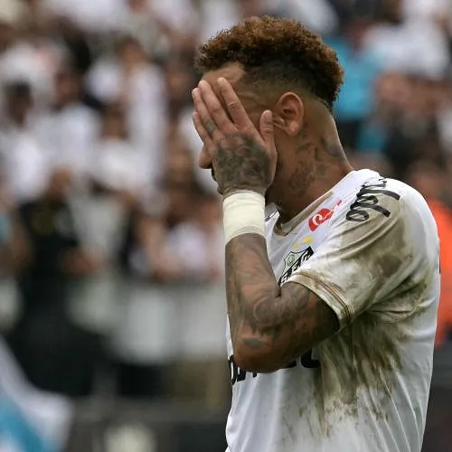 Neymar sera absent plusieurs semaines et pourrait louper le début de la Coupe du monde !