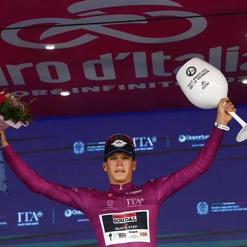 Paul Magnier remporte au sprint la 18ème étape du Giro