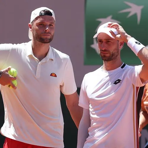 « Ils s’en foutent complètement du double » Sander Gillé furieux sur Collignon et Bergs après leur retrait du double à Roland-Garros