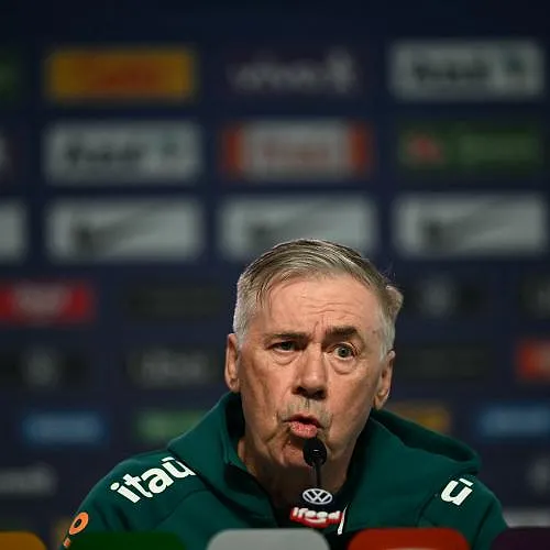 « Si mon grand-père avait des roues, ce serait une voiture » : la réponse lunaire d’Ancelotti sur la blessure de Neymar