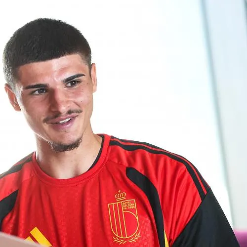 Le Bayern, Liverpool et Dortmund sont sur le coup, mais Lille demande une somme astronomique pour Fernandez-Pardo