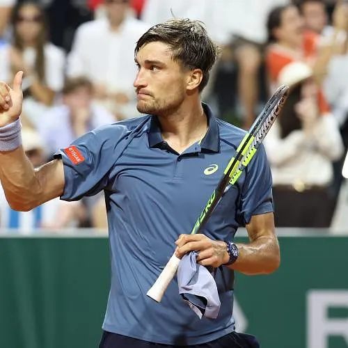 Classement ATP : Raphaël Collignon toque aux portes du top 50, statu quo pour Blockx et Bergs
