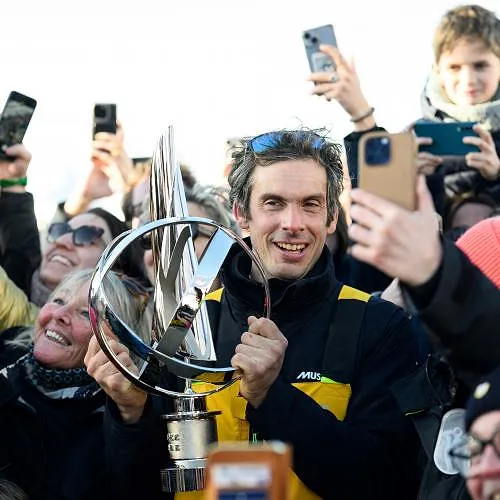 Charlie Dalin, vainqueur du Vendée Globe 2024/2025, est décédé à 42 ans