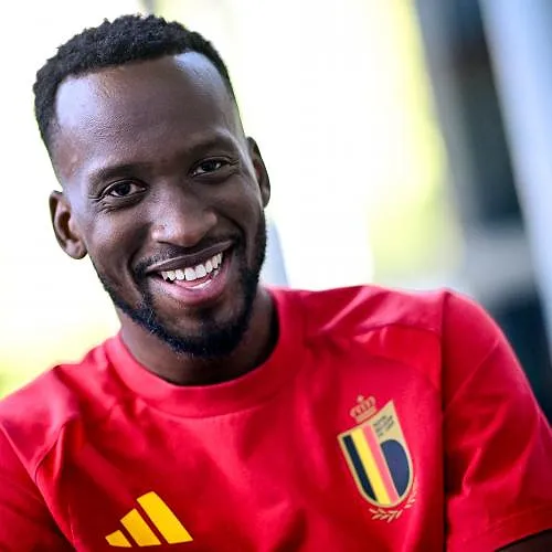 Dodi Lukebakio prêt à être le supersub des Diables : « Dries Mertens est une legende »