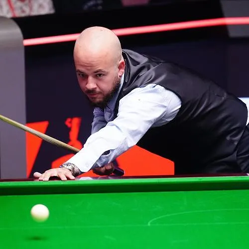 WK snooker: Luca Brecel verslaat Ryan Day met 10-7 voor plaats in achtste finales (video) - Luca Brecel