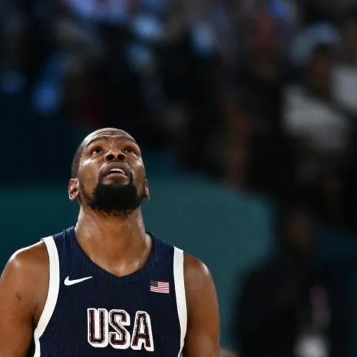 NBA : Kevin Durant ruilt Phoenix in voor Houston